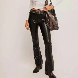 𝐍𝐖𝐓 𝐅𝐫𝐞𝐞 𝐏𝐞𝐨𝐩𝐥𝐞 𝐁𝐥𝐚𝐜𝐤 𝐅𝐚𝐮𝐱 𝐋𝐞𝐚𝐭𝐡𝐞𝐫 𝐉𝐞𝐚𝐧𝐬 𝐒𝐢𝐳𝐞 24